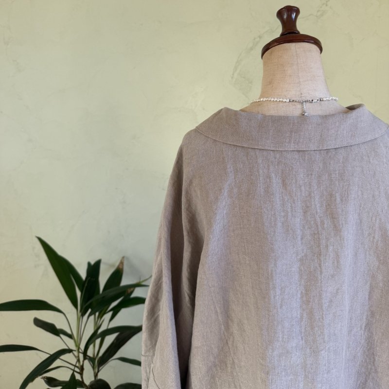 画像5: [受注生産]国産リネンのバルーンスリーブ｜丸襟ブラウス (5)