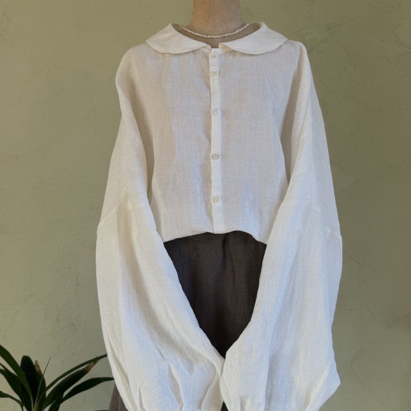 画像4: [受注生産]国産リネンのバルーンスリーブ｜丸襟ブラウス (4)